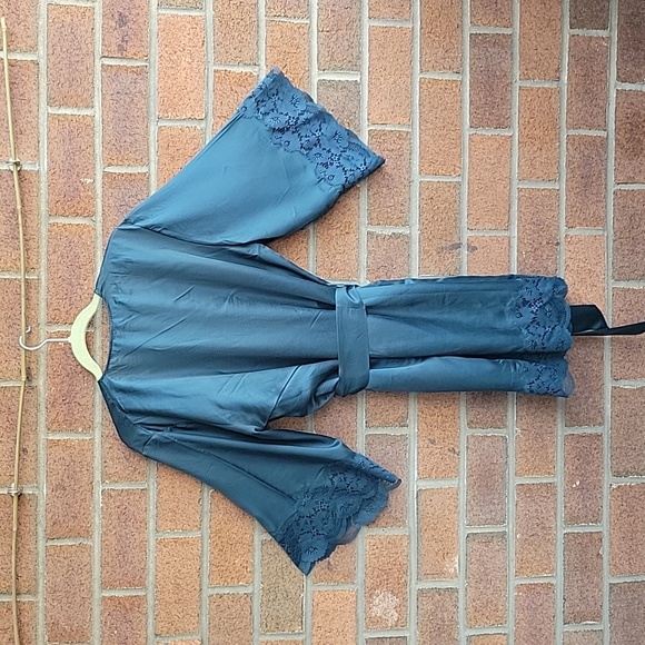 Gina silk blend Juniper robe in Pine - NWT - Picture 5 of 9